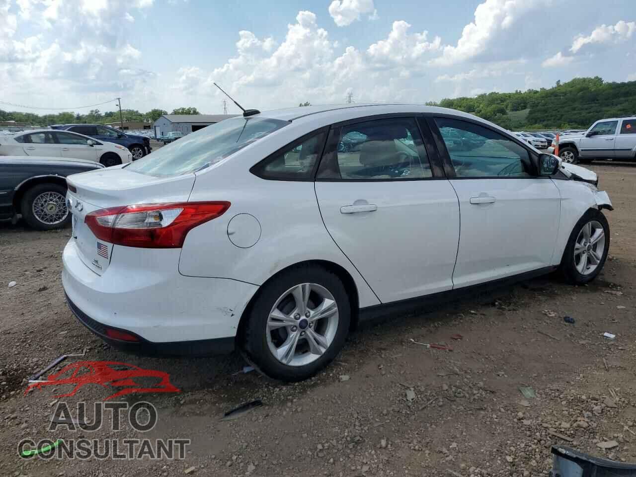 FORD FOCUS 2014 - 1FADP3F23EL372080