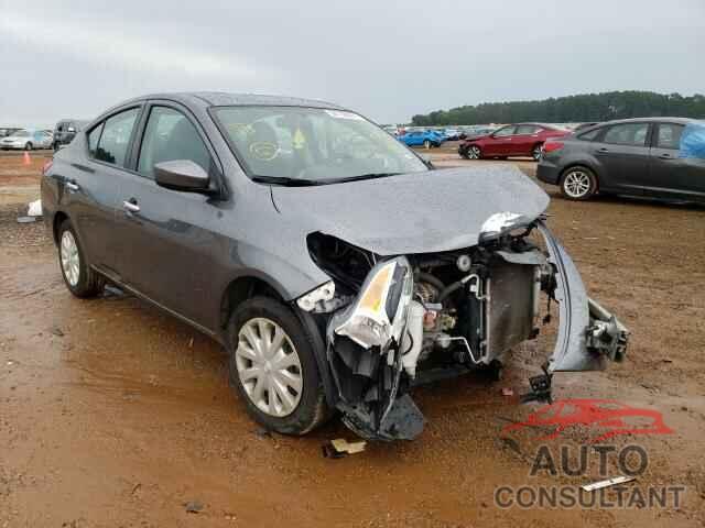 NISSAN VERSA 2018 - 3N1CN7AP1JL815950