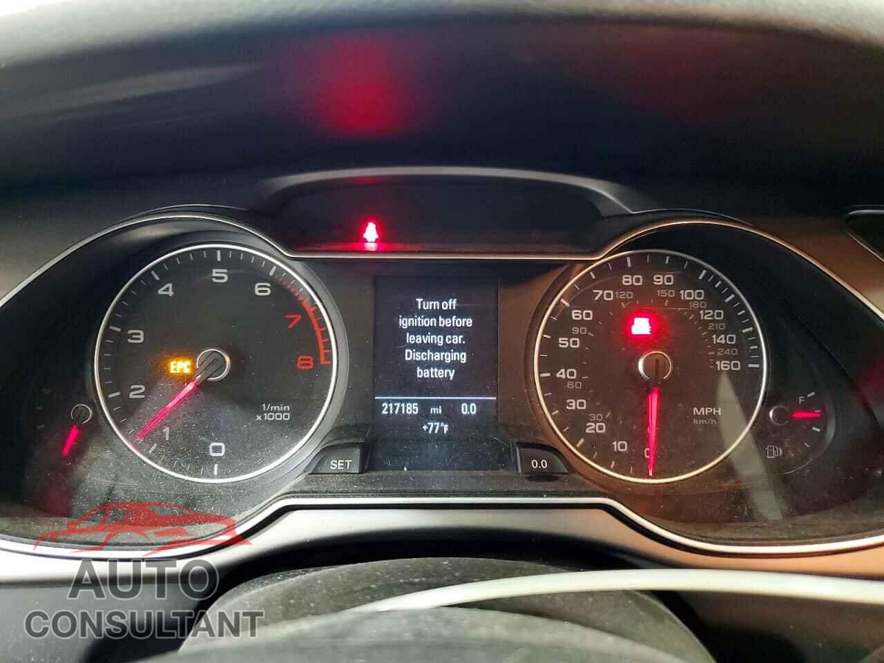 AUDI A4 2013 - WAUHFAFL5DN045157