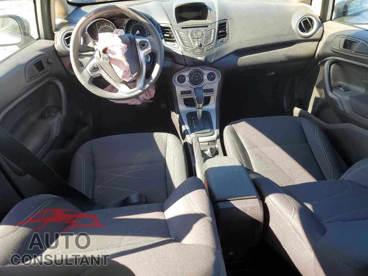 FORD FIESTA 2017 - 3FADP4EJ9HM154193