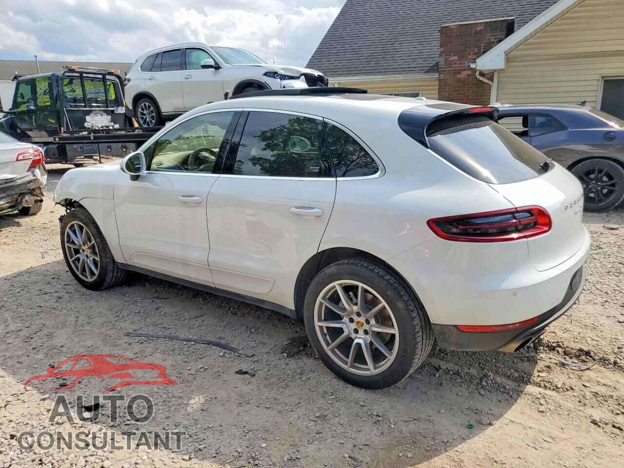 PORSCHE MACAN 2015 - WP1AB2A58FLB44650