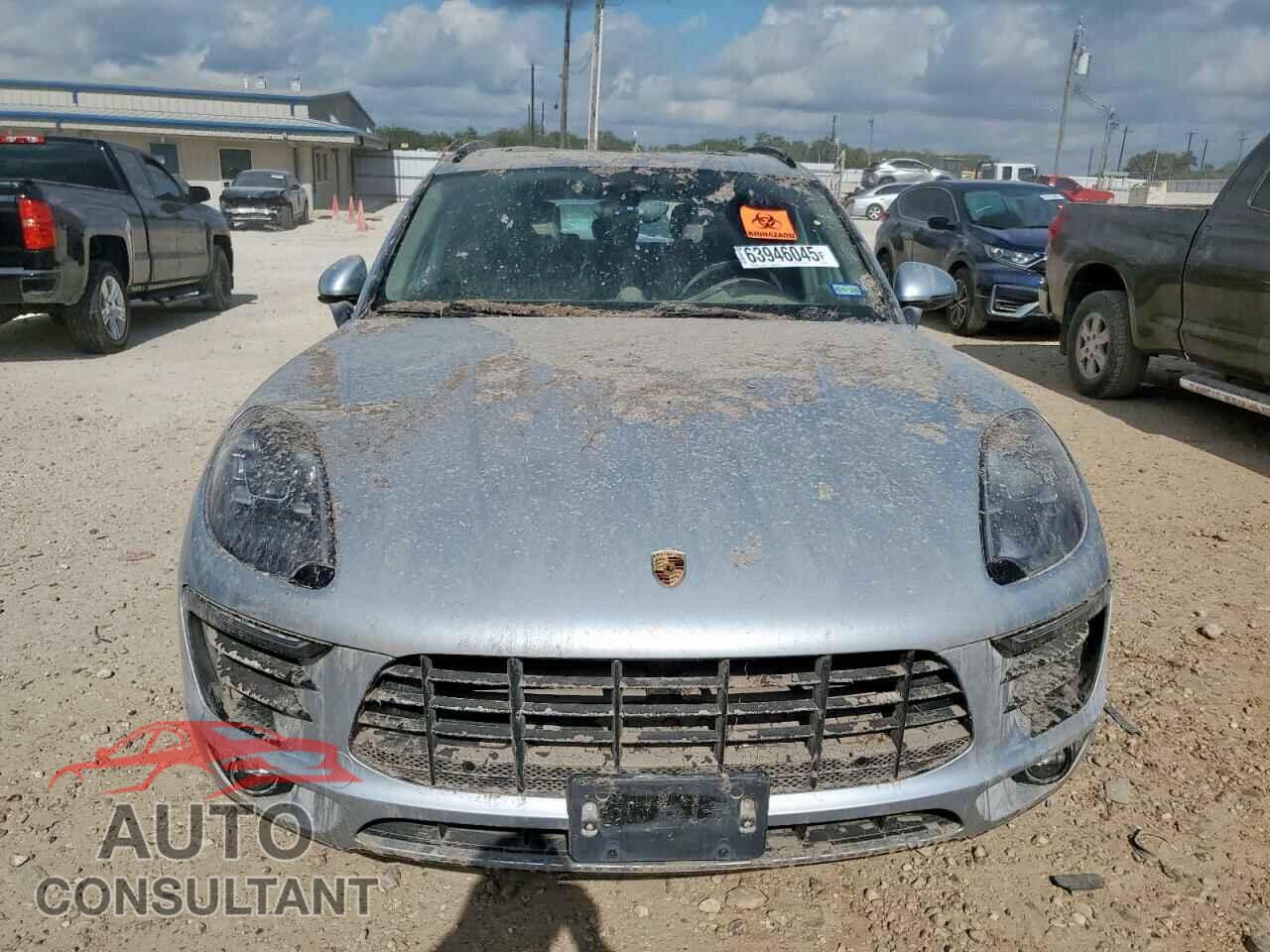 PORSCHE MACAN 2018 - WP1AA2A58JLB09845
