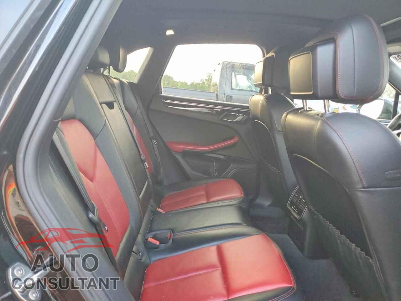 PORSCHE MACAN 2016 - WP1AB2A56GLB52540