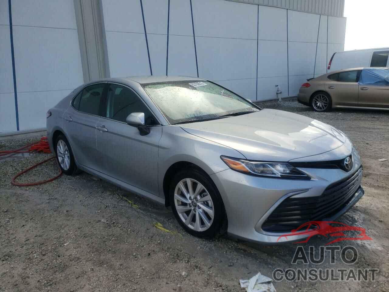 TOYOTA CAMRY 2022 - 4T1C11AK6NU051000