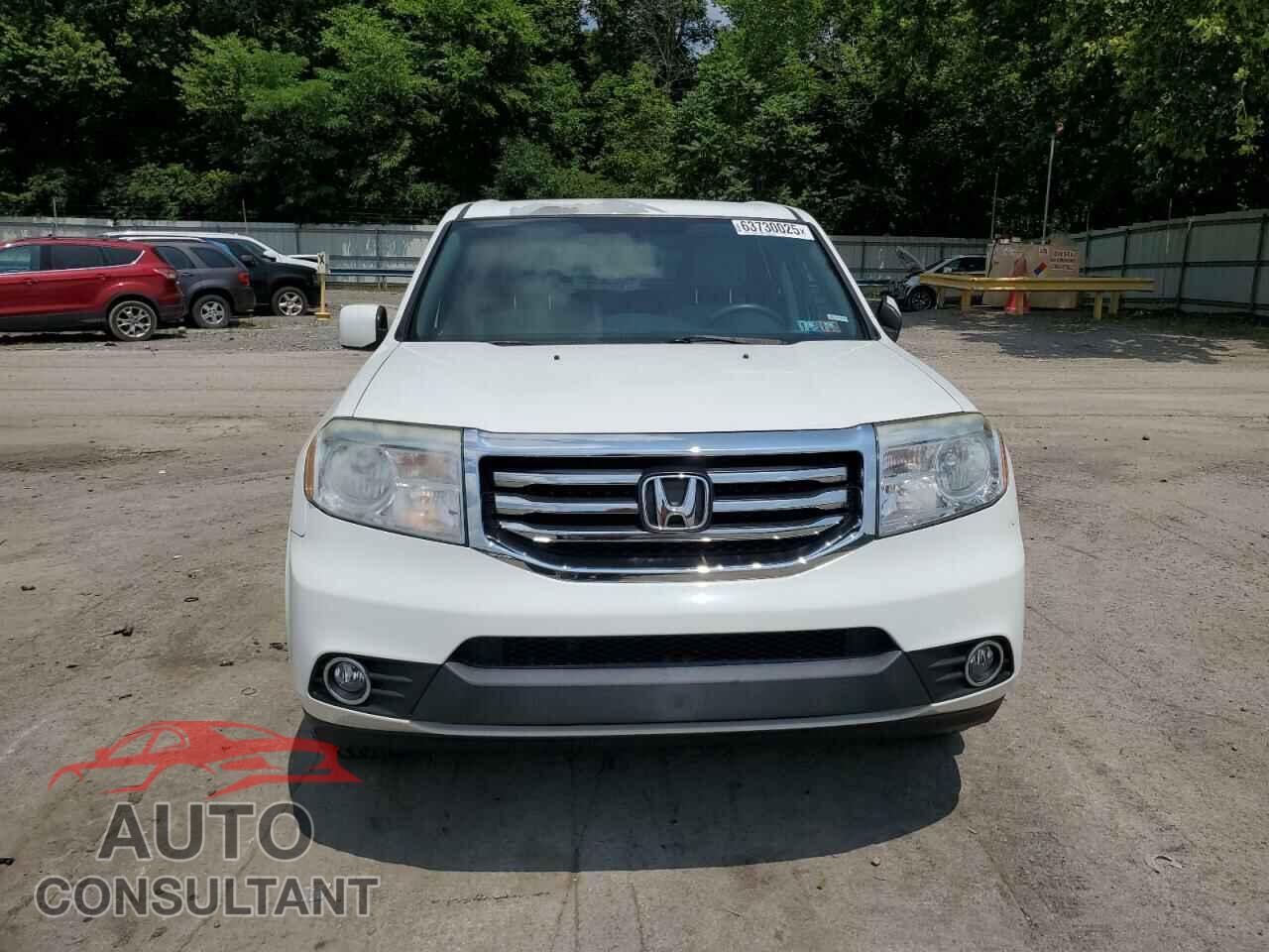 HONDA PILOT 2015 - 5FNYF4H45FB064030