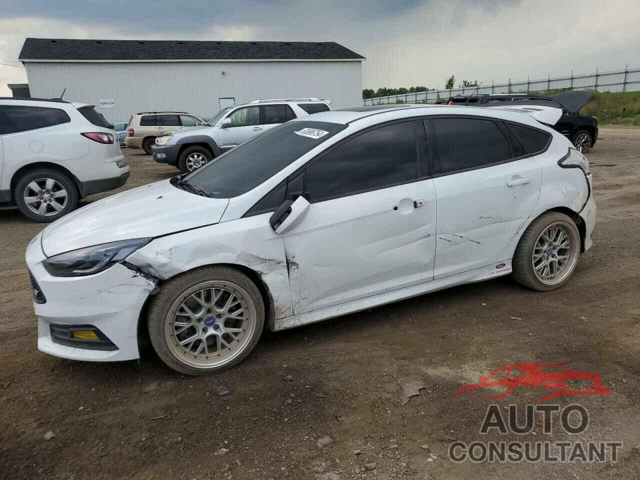 FORD FOCUS 2017 - 1FADP3L95HL238158