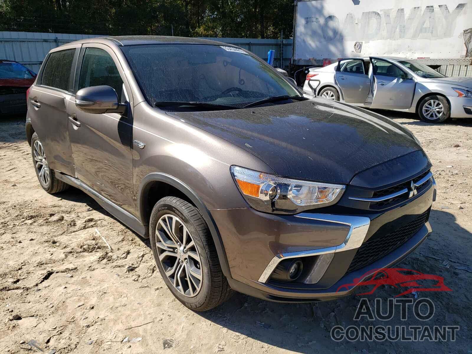 MITSUBISHI OUTLANDER 2018 - JA4AP3AW8JU024880
