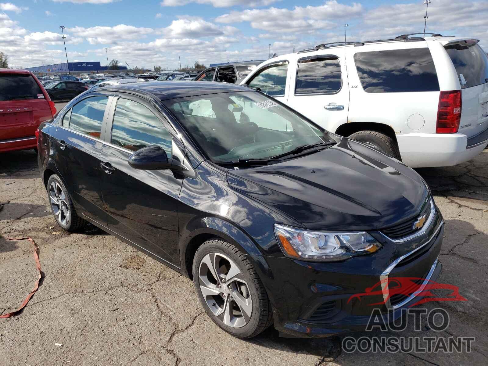 CHEVROLET SONIC 2019 - 1G1JF5SB9K4122827