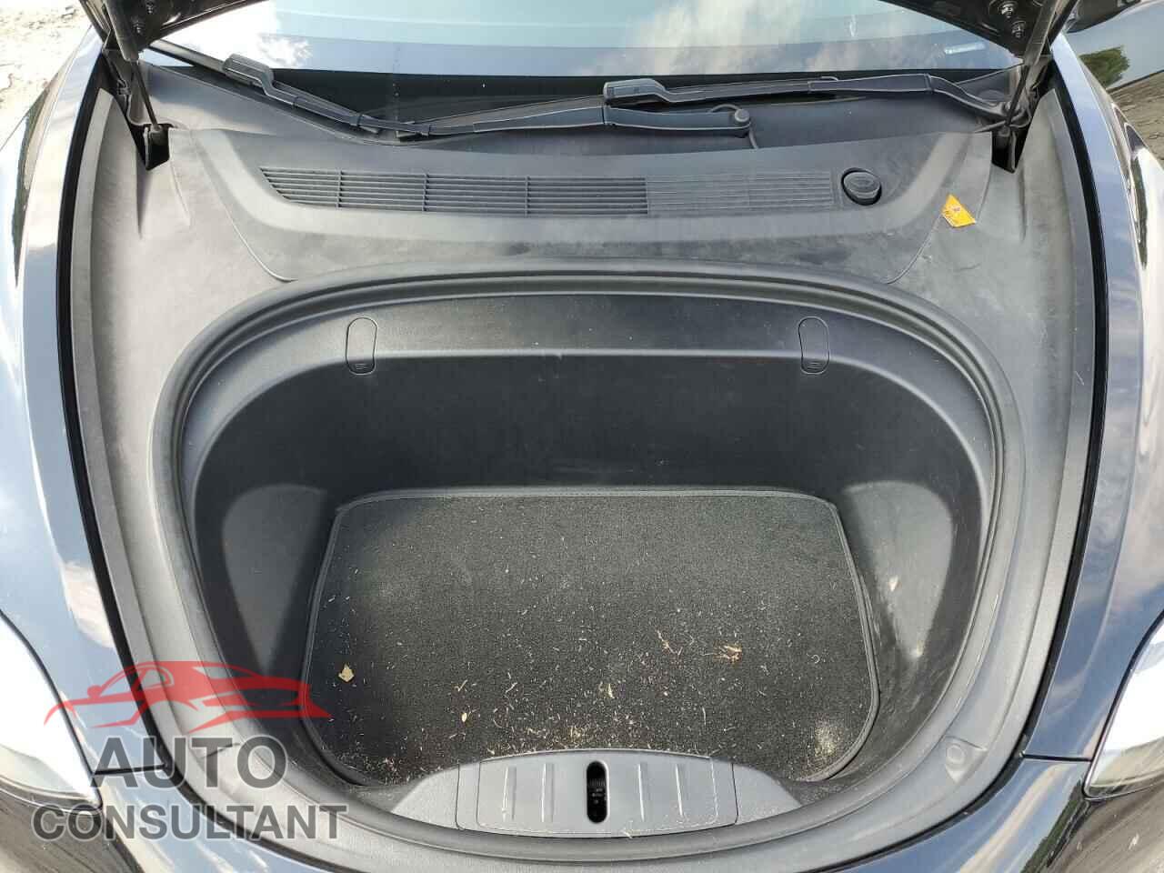 TESLA MODEL 3 2018 - 5YJ3E1EB4JF113337