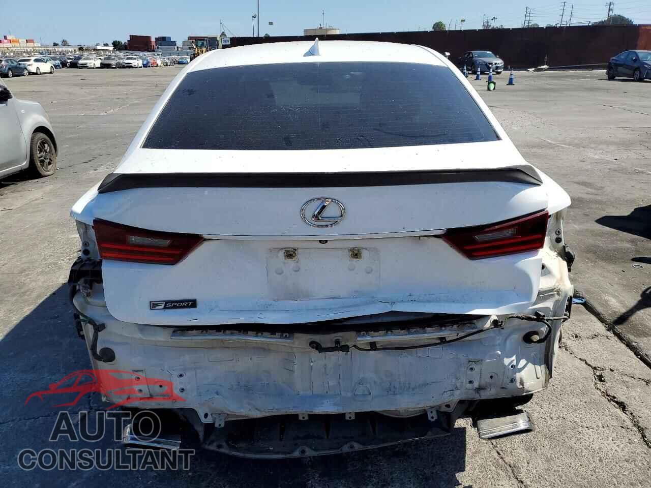 LEXUS IS 2015 - JTHBE1D27F5019070