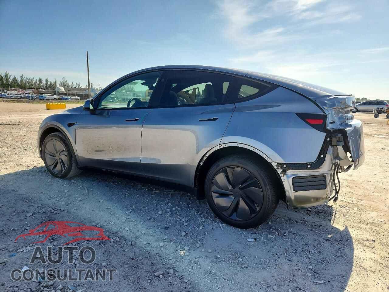 TESLA MODEL Y 2026 - 7SAYGDED3TA717130