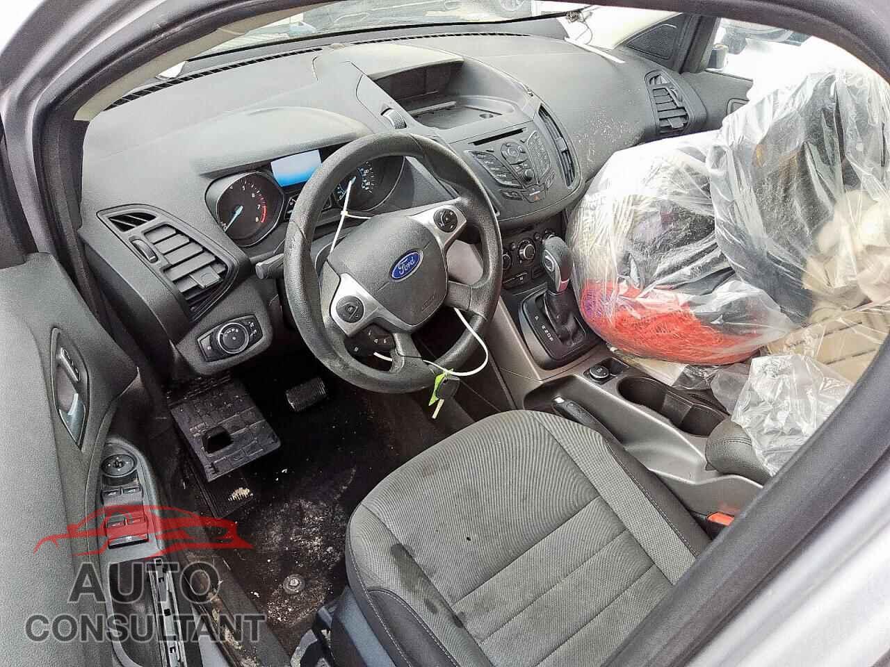 FORD ESCAPE 2016 - 1FMCU0GX9GUC51165