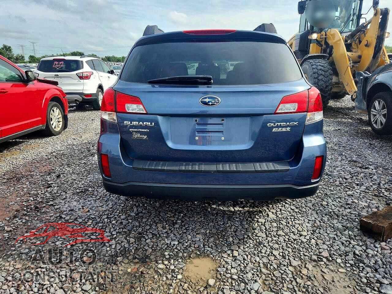SUBARU OUTBACK 2013 - 4S4BRBCC0D3249933