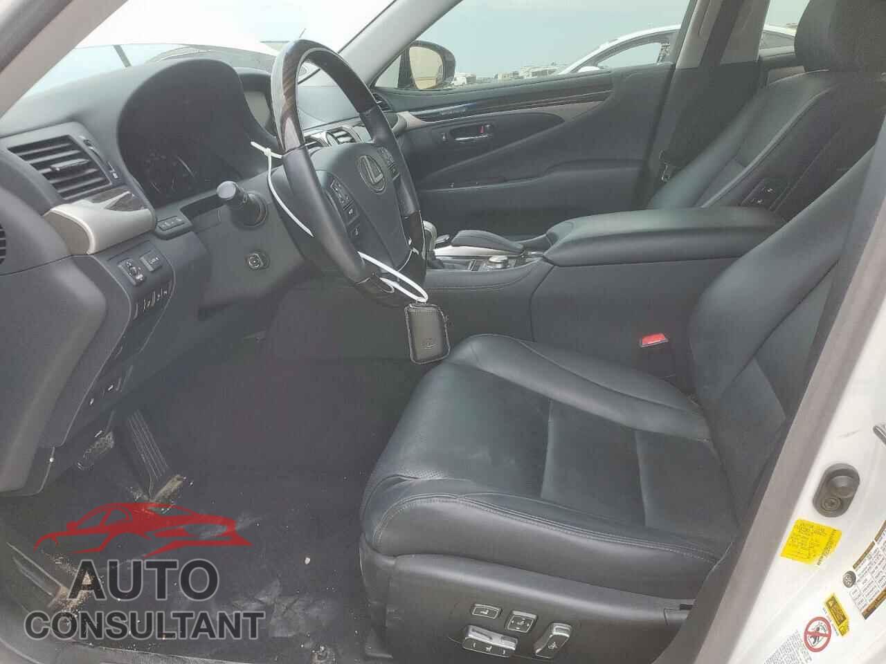 LEXUS LS460 2014 - JTHBL5EF8E5130577