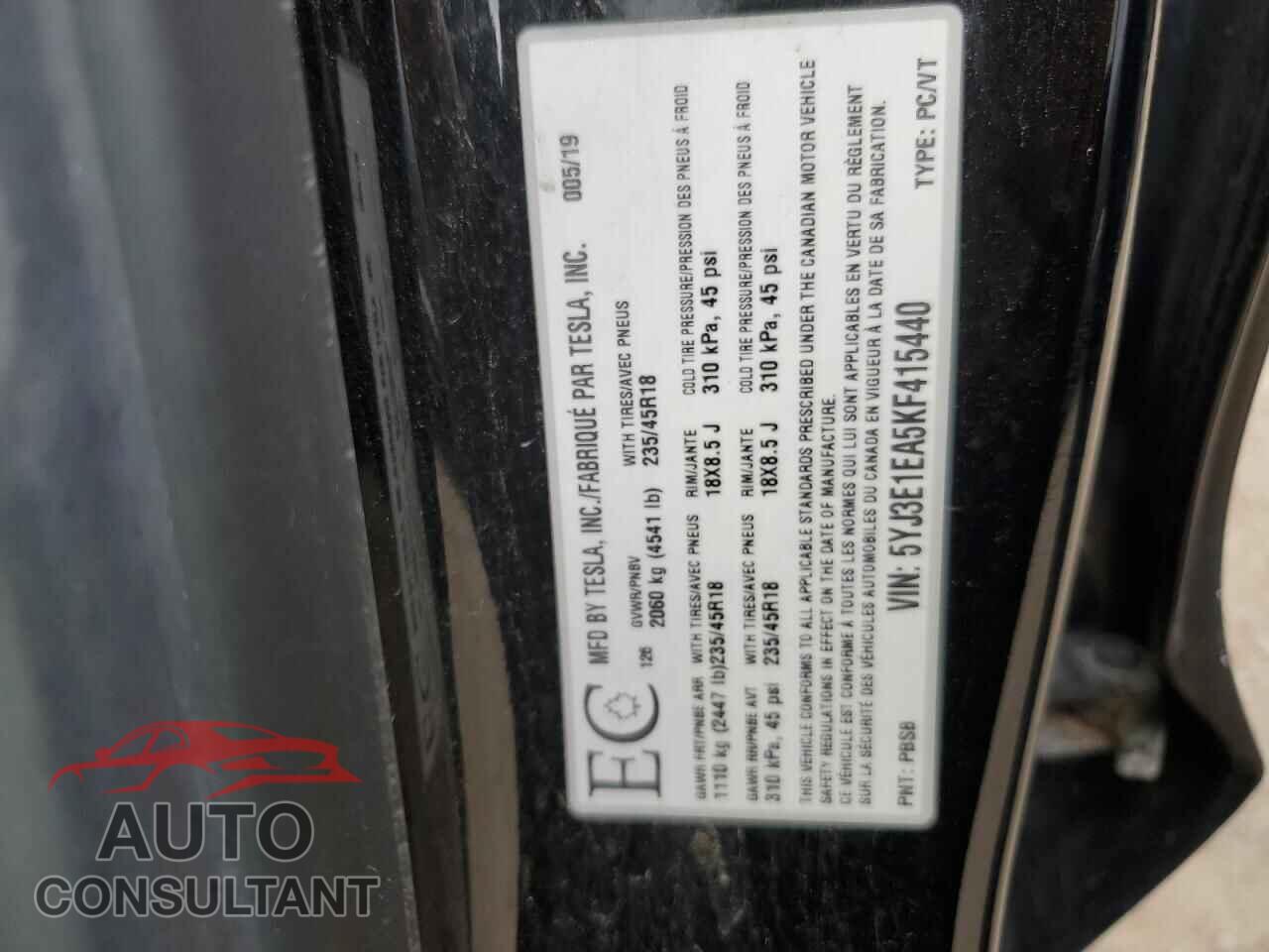 TESLA MODEL 3 2019 - 5YJ3E1EA5KF415440