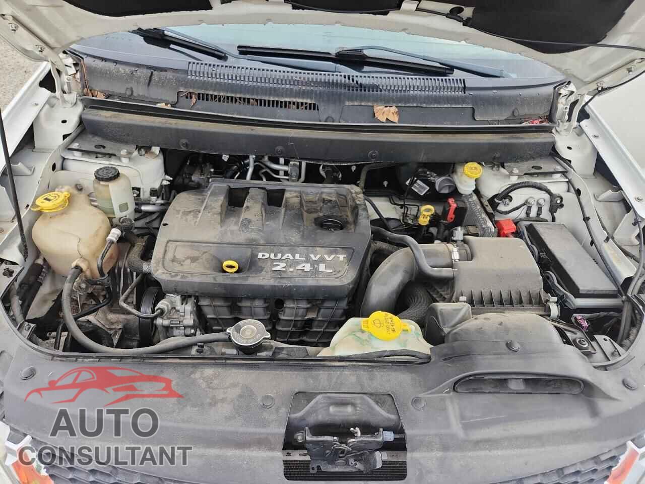 DODGE JOURNEY 2015 - 3C4PDCAB2FT559873