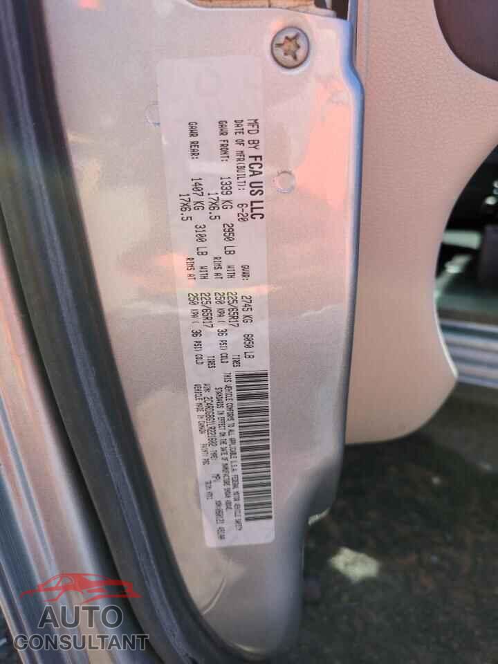 DODGE CARAVAN 2020 - 2C4RDGBG1LR221602