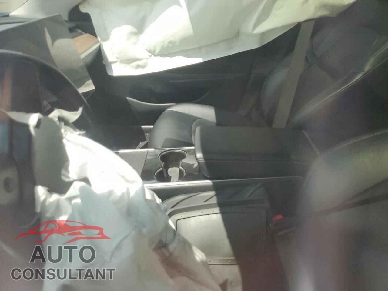 TESLA MODEL 3 2017 - 5YJ3E1EA8HF002548
