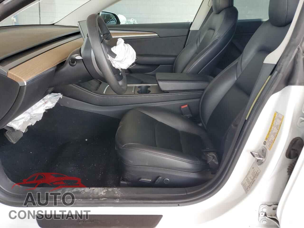 TESLA MODEL 3 2021 - 5YJ3E1EB5MF065657