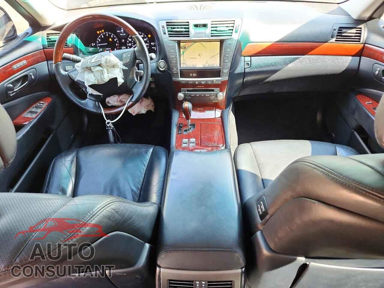 LEXUS LS460 2010 - JTHCL5EF3A5005579