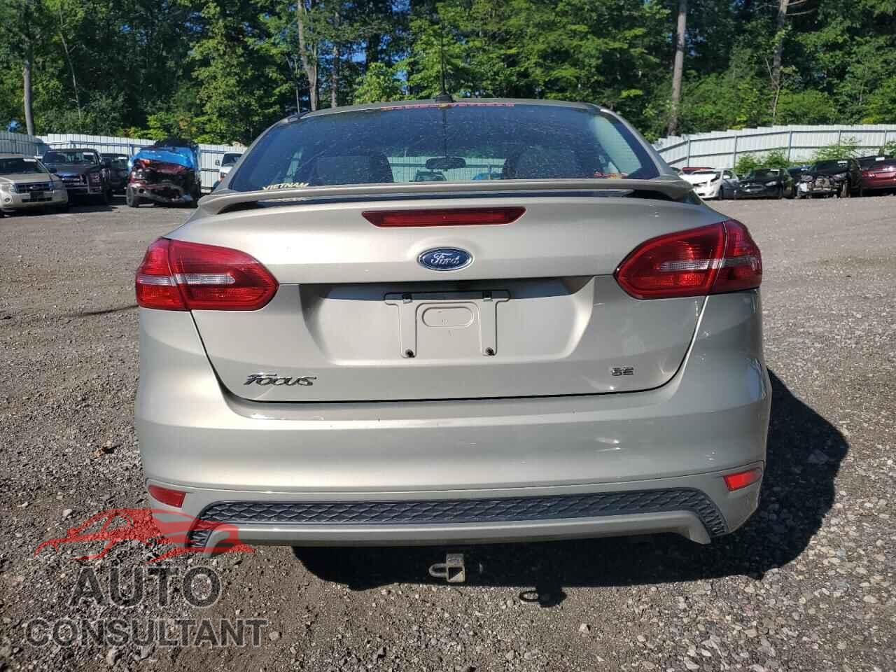 FORD FOCUS 2016 - 1FADP3F26GL296339