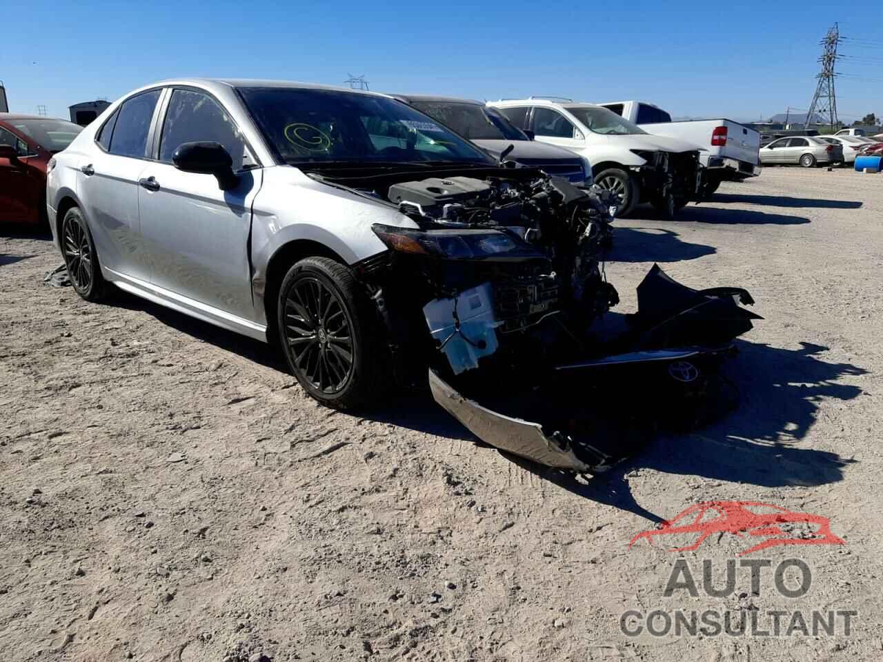 TOYOTA CAMRY 2021 - 4T1G11AK2MU421181