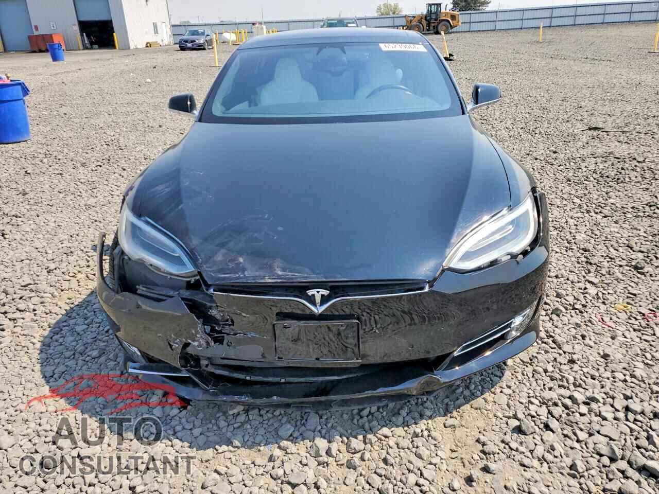 TESLA MODEL S 2018 - 5YJSA1E43JF295444