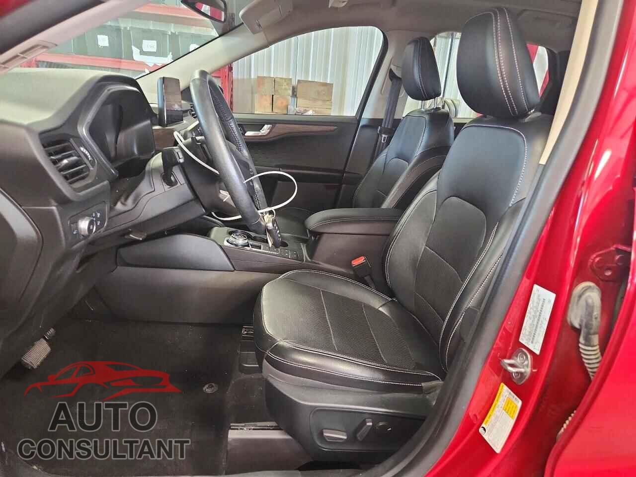FORD ESCAPE 2020 - 1FMCU9J92LUA11254