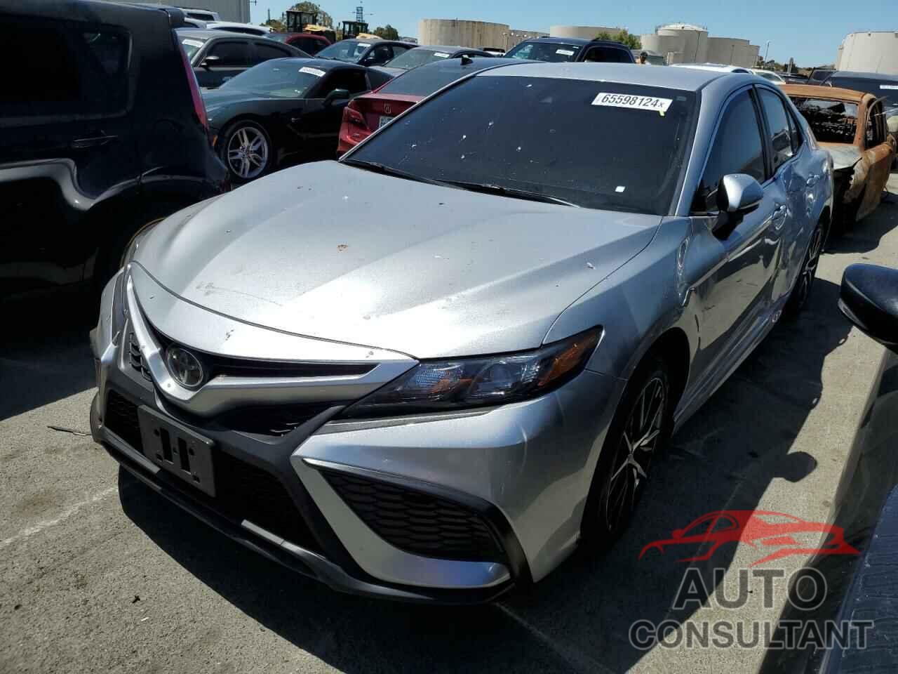 TOYOTA CAMRY 2021 - 4T1G11AK2MU591475