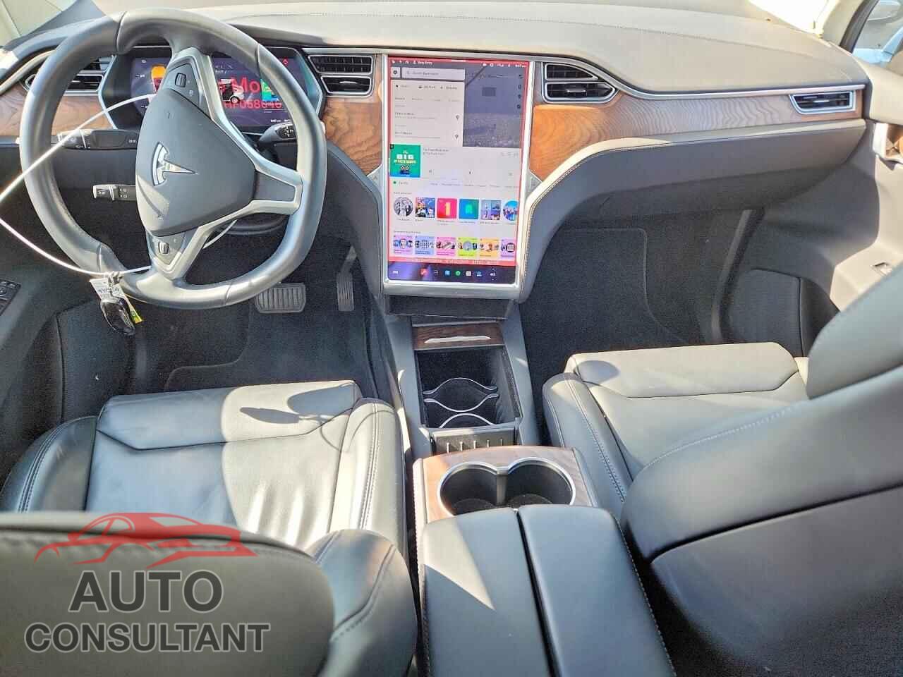 TESLA MODEL X 2017 - 5YJXCBE23HF058046