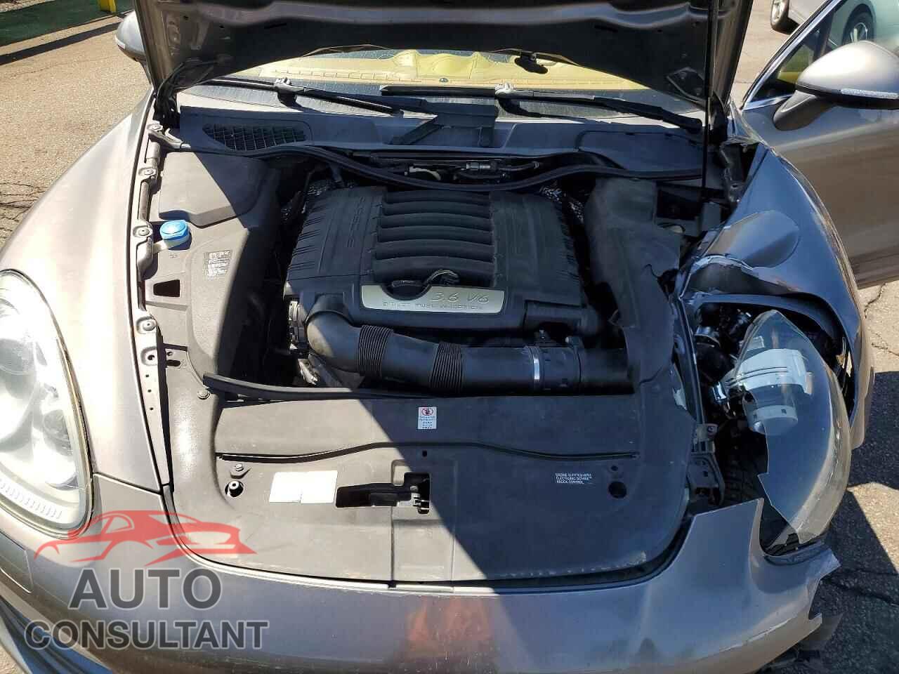 PORSCHE CAYENNE 2012 - WP1AA2A2XCLA08931