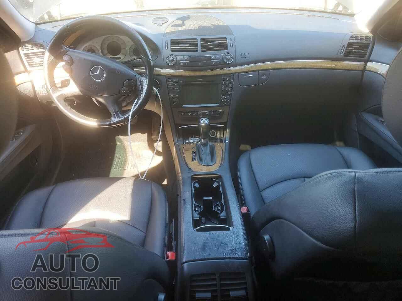 MERCEDES-BENZ E-CLASS 2009 - WDBUF87X79B434921
