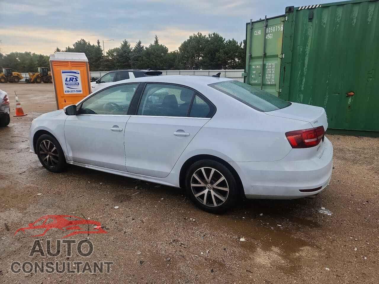 VOLKSWAGEN JETTA 2017 - 3VWDB7AJ0HM323630