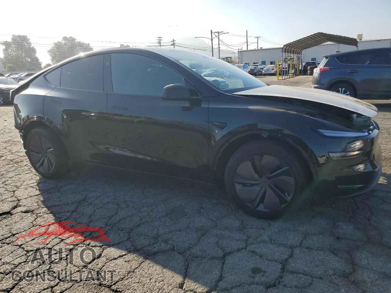 TESLA MODEL Y 2026 - 7SAYGAEEXTF693998