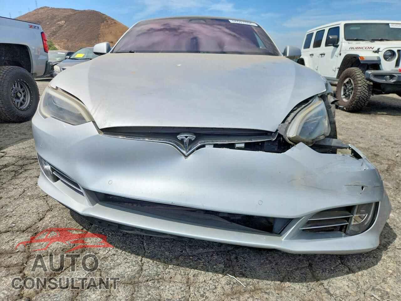 TESLA MODEL S 2018 - 5YJSA1E29JF247459