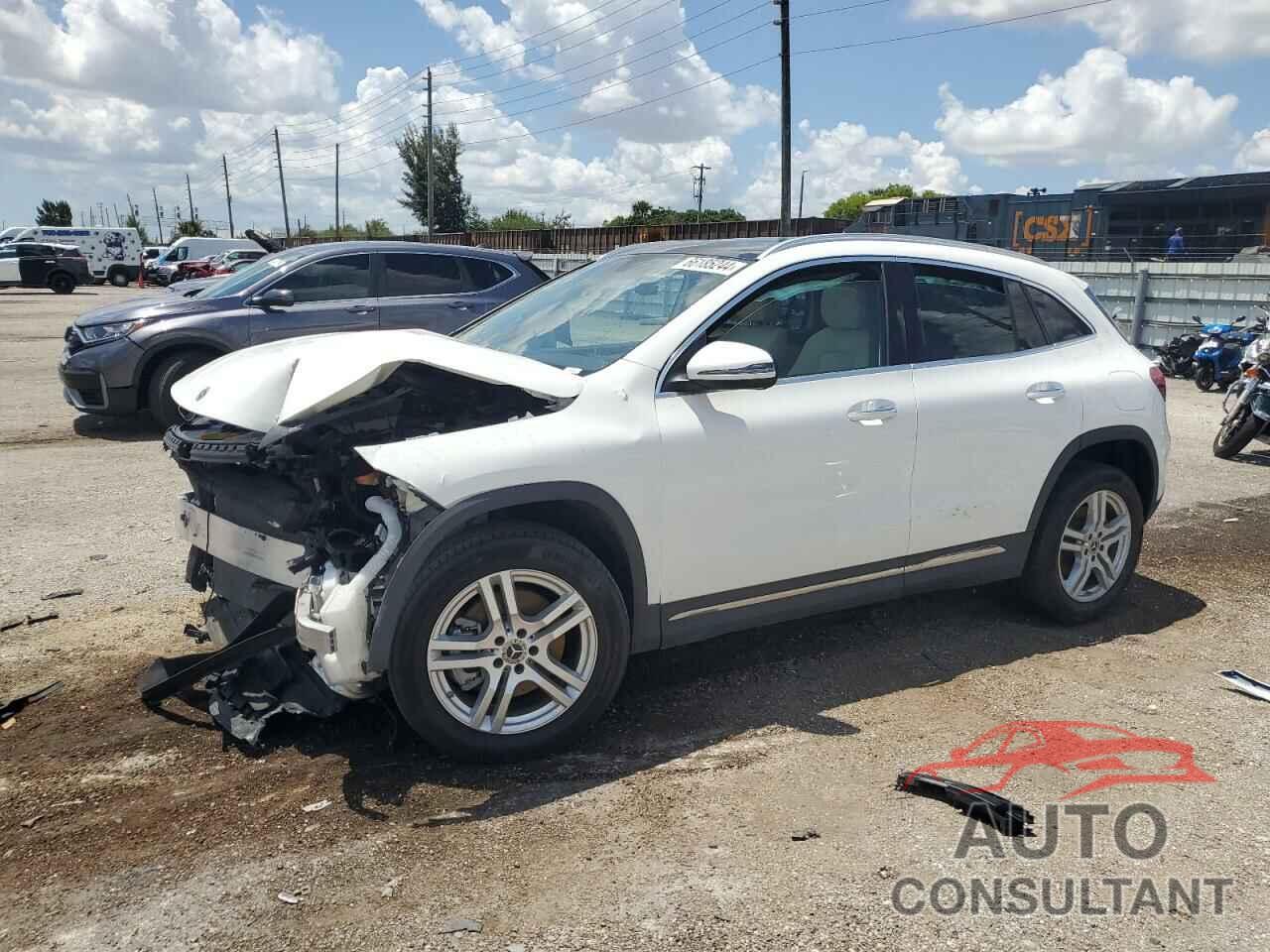 MERCEDES-BENZ GLA-CLASS 2021 - W1N4N4GB8MJ270667