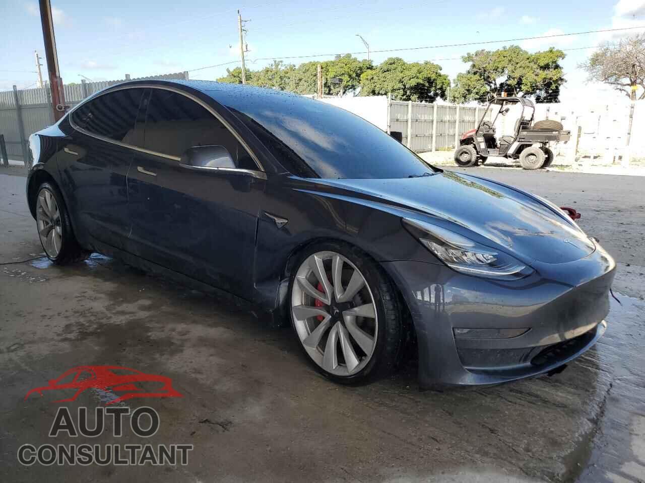 TESLA MODEL 3 2019 - 5YJ3E1EB2KF454821