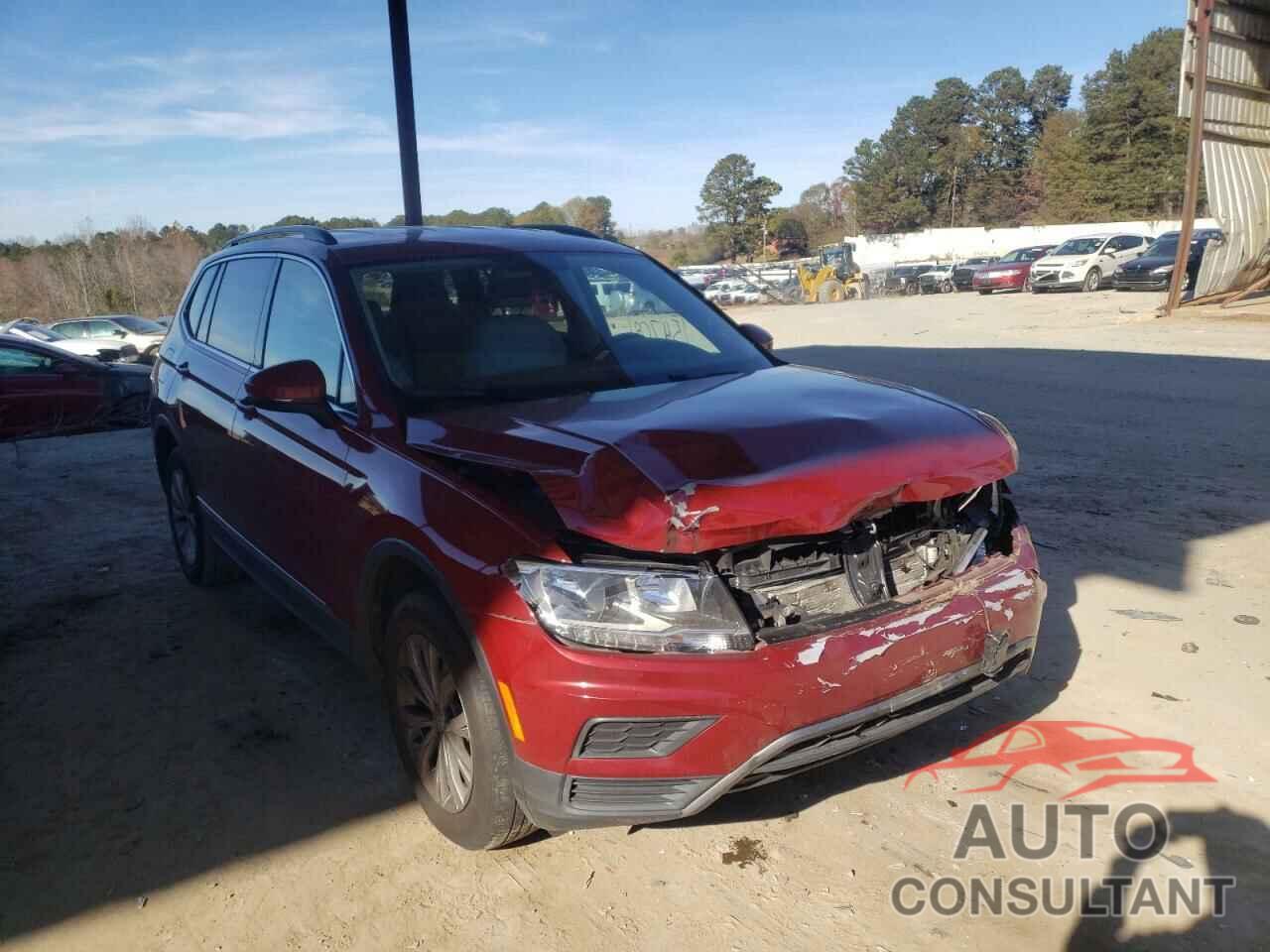 VOLKSWAGEN TIGUAN 2018 - 3VV3B7AX2JM158786