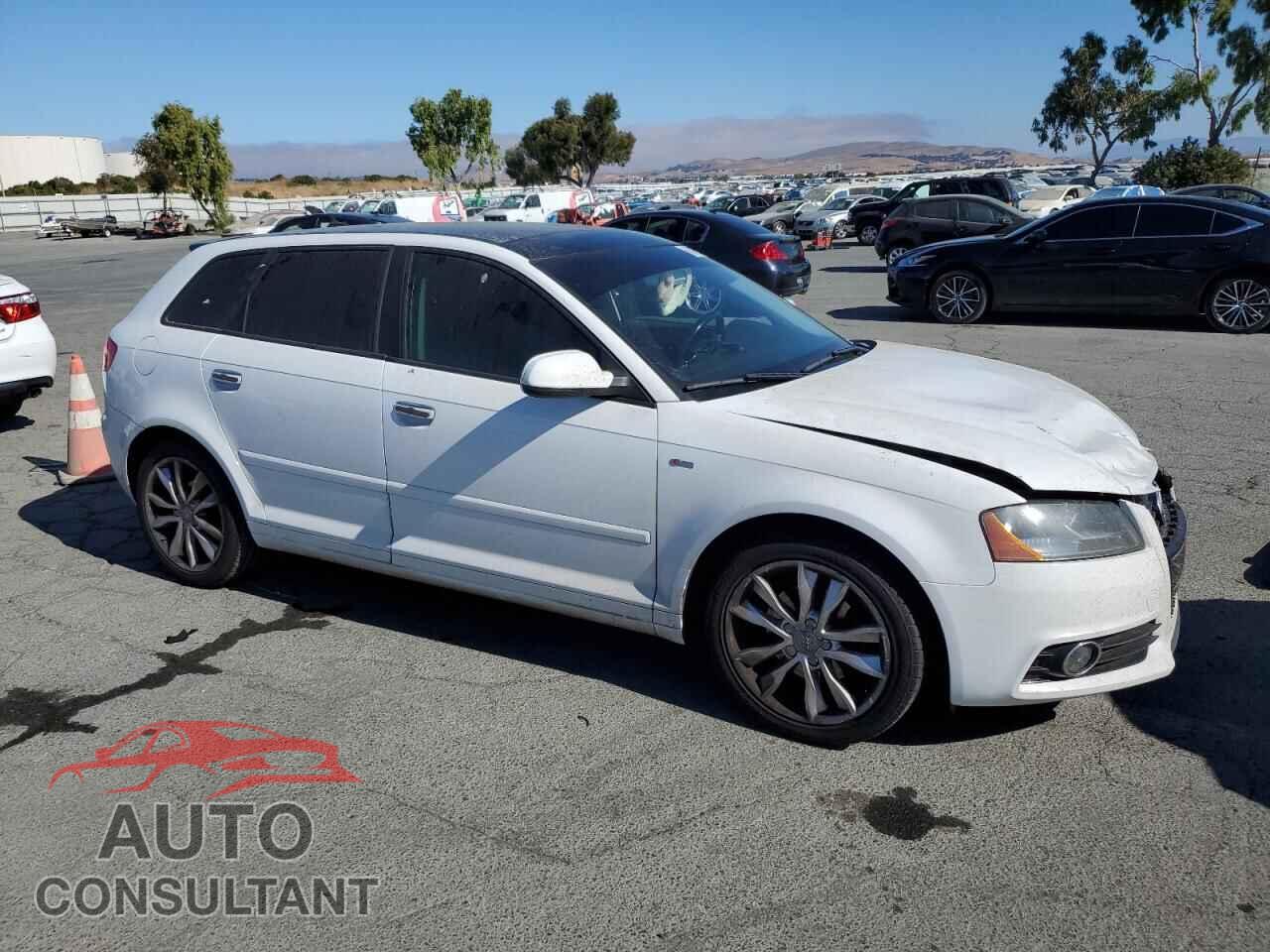 AUDI A3 2012 - WAUBJAFM5CA096418