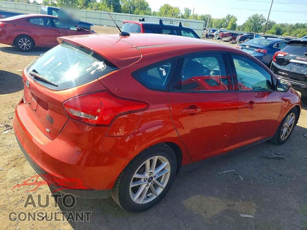 FORD FOCUS 2018 - 1FADP3K21JL302075