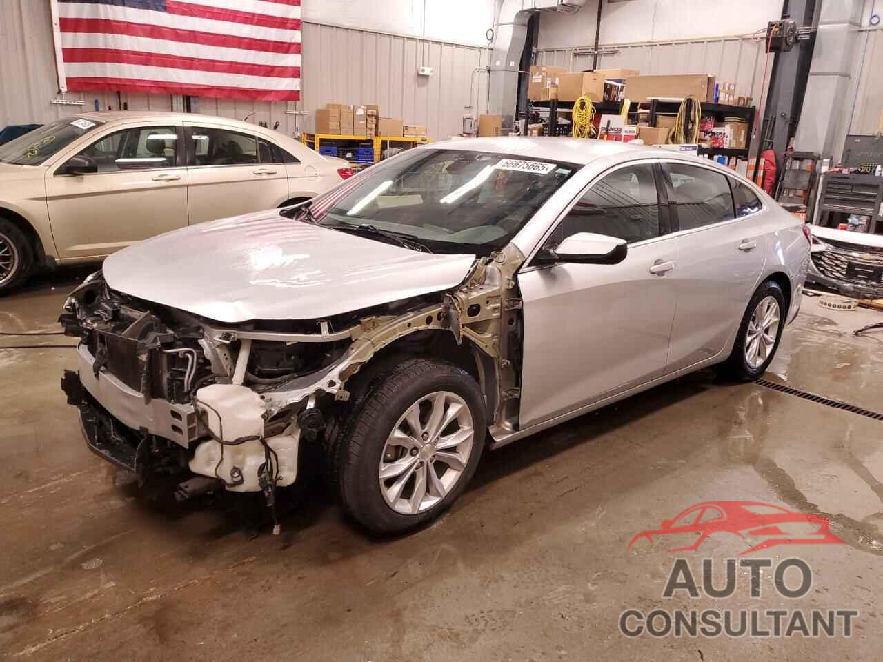 CHEVROLET MALIBU 2019 - 1G1ZD5ST8KF159860