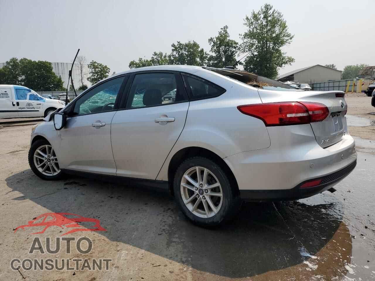 FORD FOCUS 2015 - 1FADP3FE9FL387338