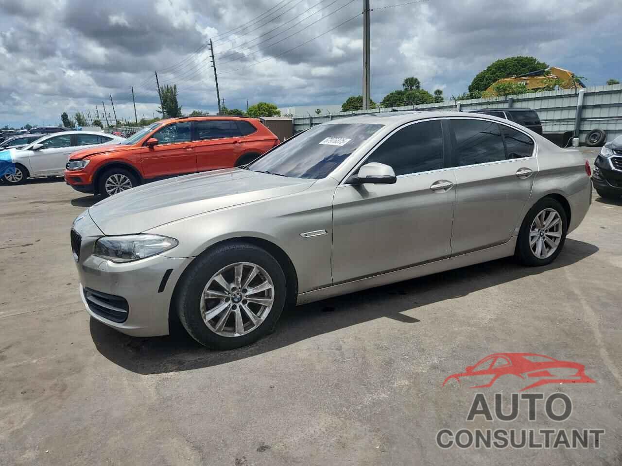 BMW 5 SERIES 2014 - WBA5A5C57ED500371