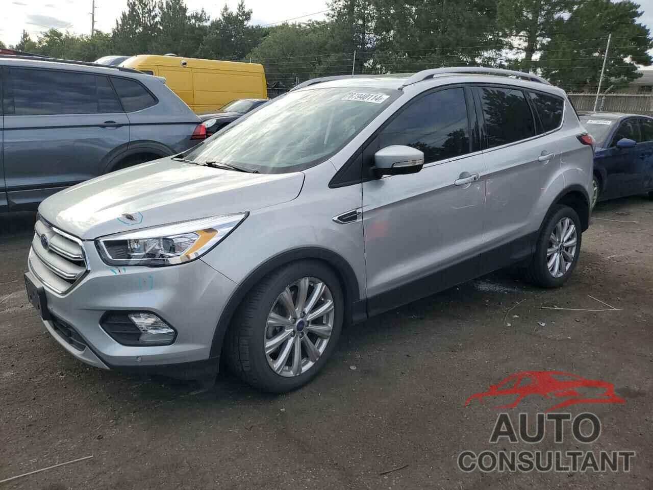 FORD ESCAPE 2018 - 1FMCU9J99JUB30562