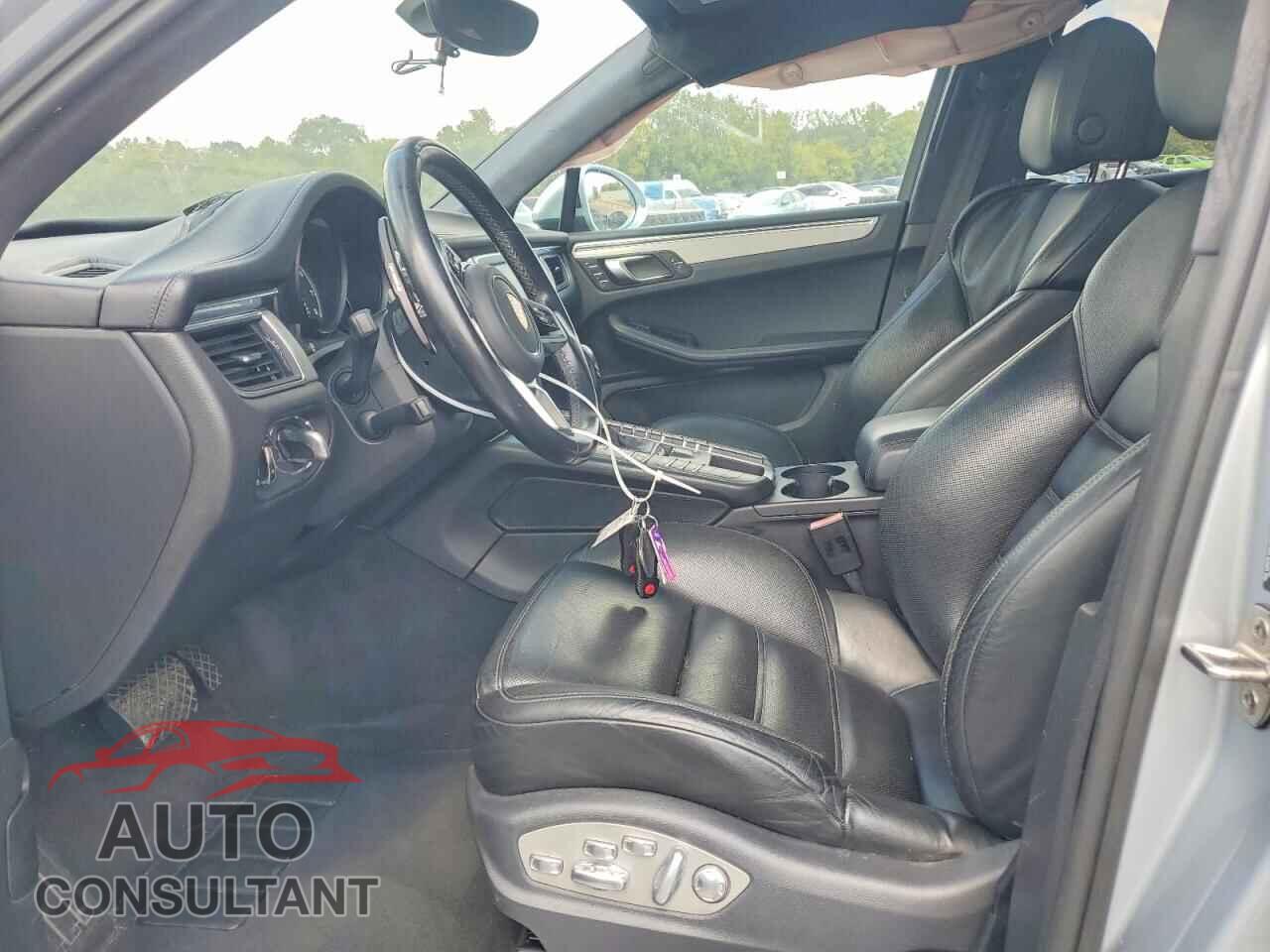 PORSCHE MACAN 2015 - WP1AF2A51FLB98358