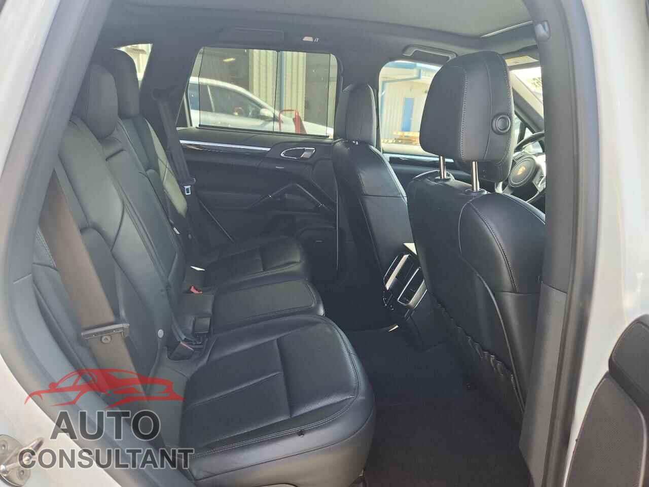 PORSCHE CAYENNE 2014 - WP1AF2A2XELA33123