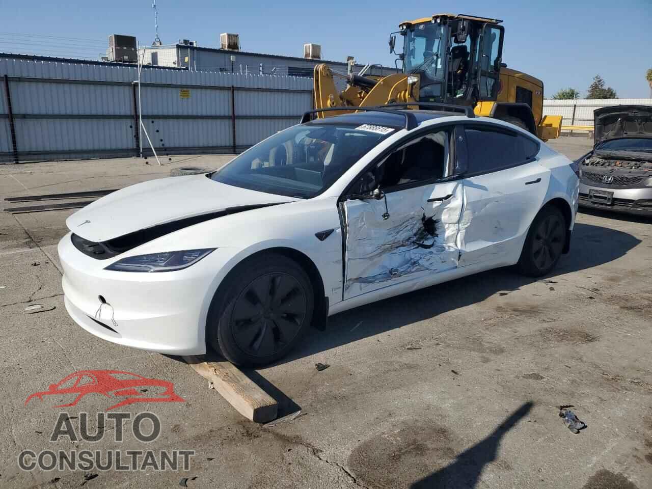 TESLA MODEL 3 2025 - 5YJ3E1EA2SF018008