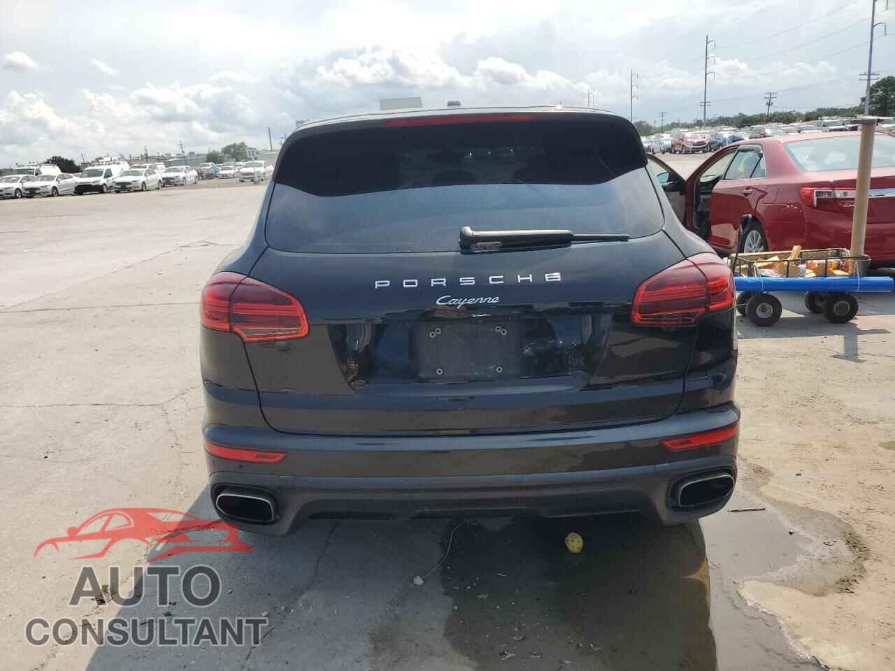 PORSCHE CAYENNE 2017 - WP1AA2A26HKA86278