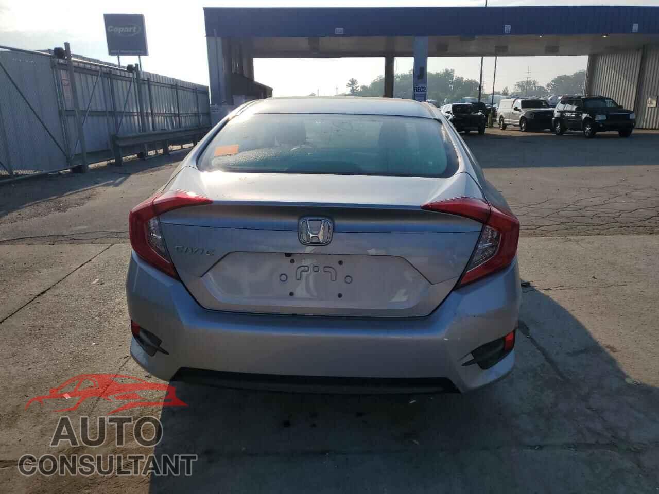 HONDA CIVIC 2017 - 19XFC2F58HE011279