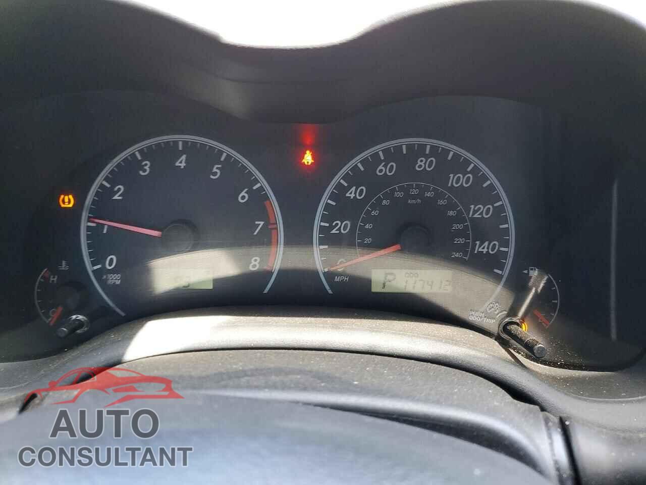 TOYOTA COROLLA 2013 - 2T1BU4EE3DC018285